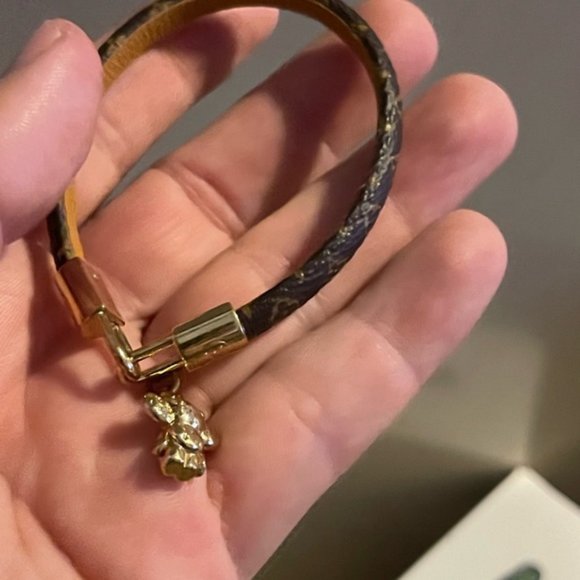 Women’s Louis Vuitton Bracelet 19 - Picture 6 of 9